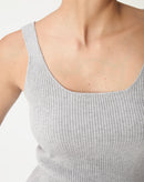 REGATA BÁSICA DECOTE U - CINZA MESCLA