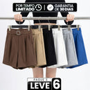 [Leve 6, Pague Só 3] Short Lunara Feminino em Crepe Seda Gelo, Rayon e Elastano de Cintura Alta com Fivela de Strass